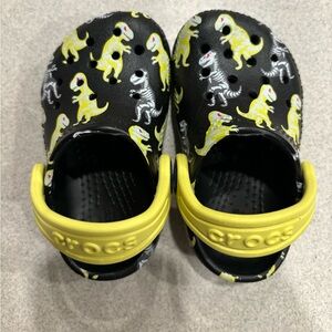 Toddler Dinosaur Crocs (size C4)